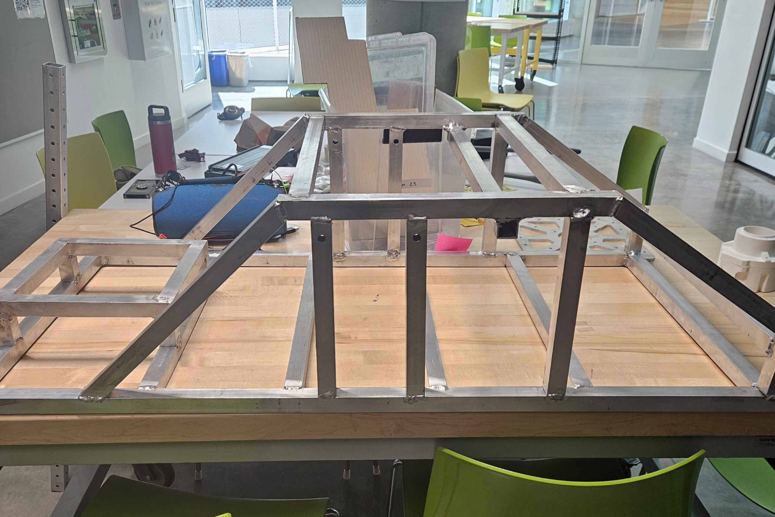 Mars Rover with 5-DOF Arm and Rocker Bogie Suspension 20250807 160530